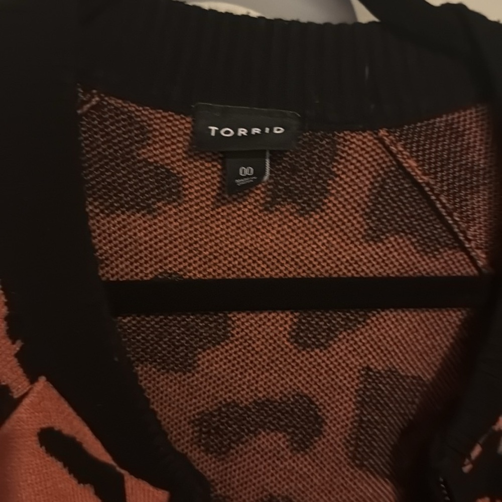 Leopard Print Zip-Up Jacket - image 6